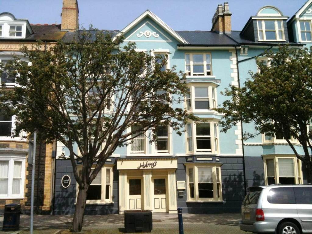 Harry'S Hotel & Restaurant Aberystwyth Extérieur photo