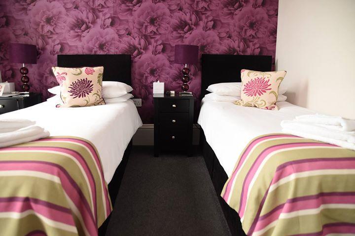 Harry'S Hotel & Restaurant Aberystwyth Extérieur photo